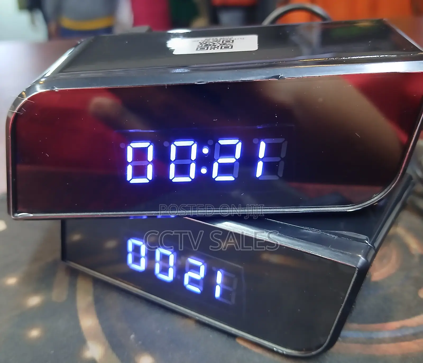 Hidden Camera Clock 1080p Wifi Spy Camera