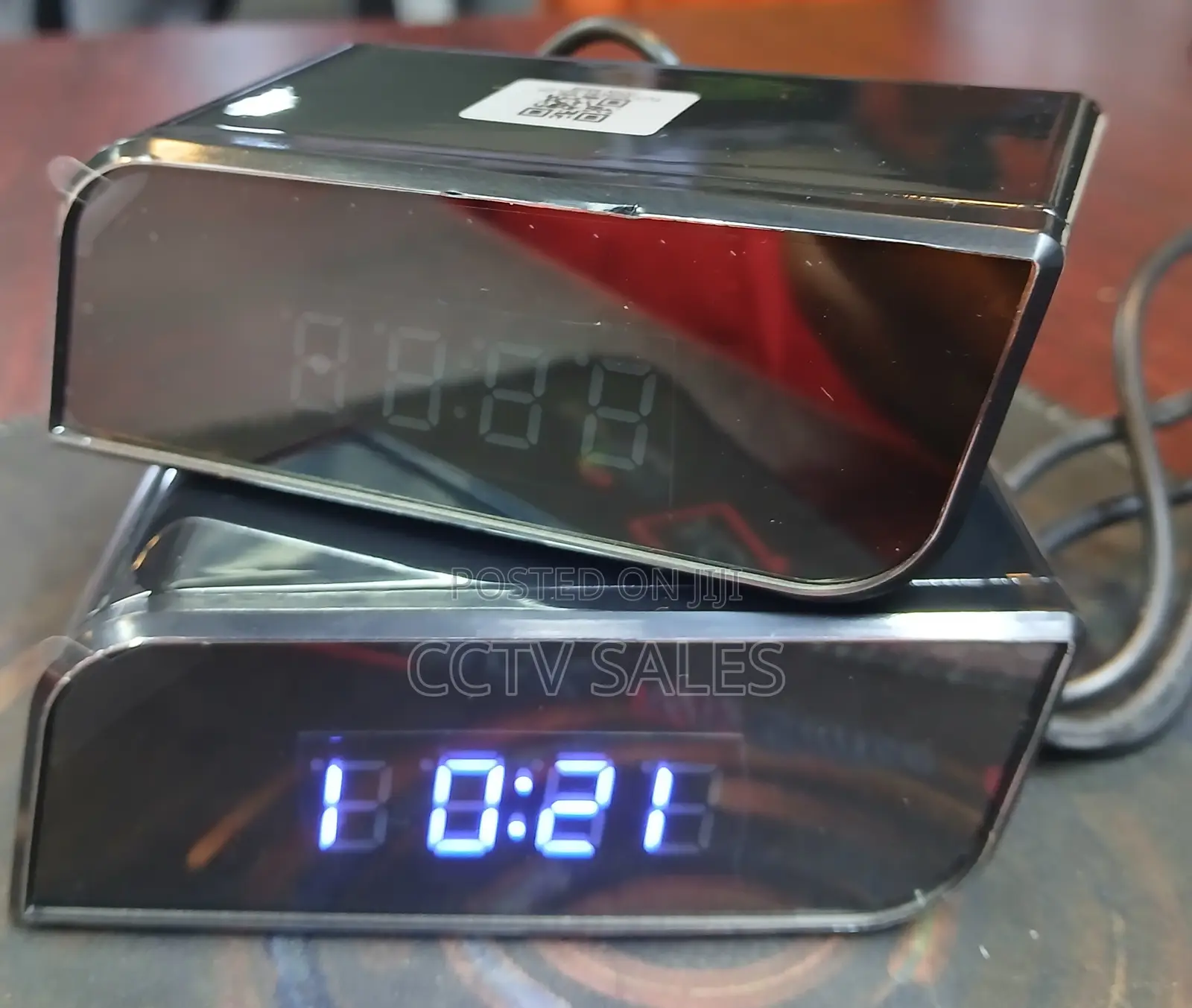 Wifi Spy(Hidden) Clock Indoor Camera