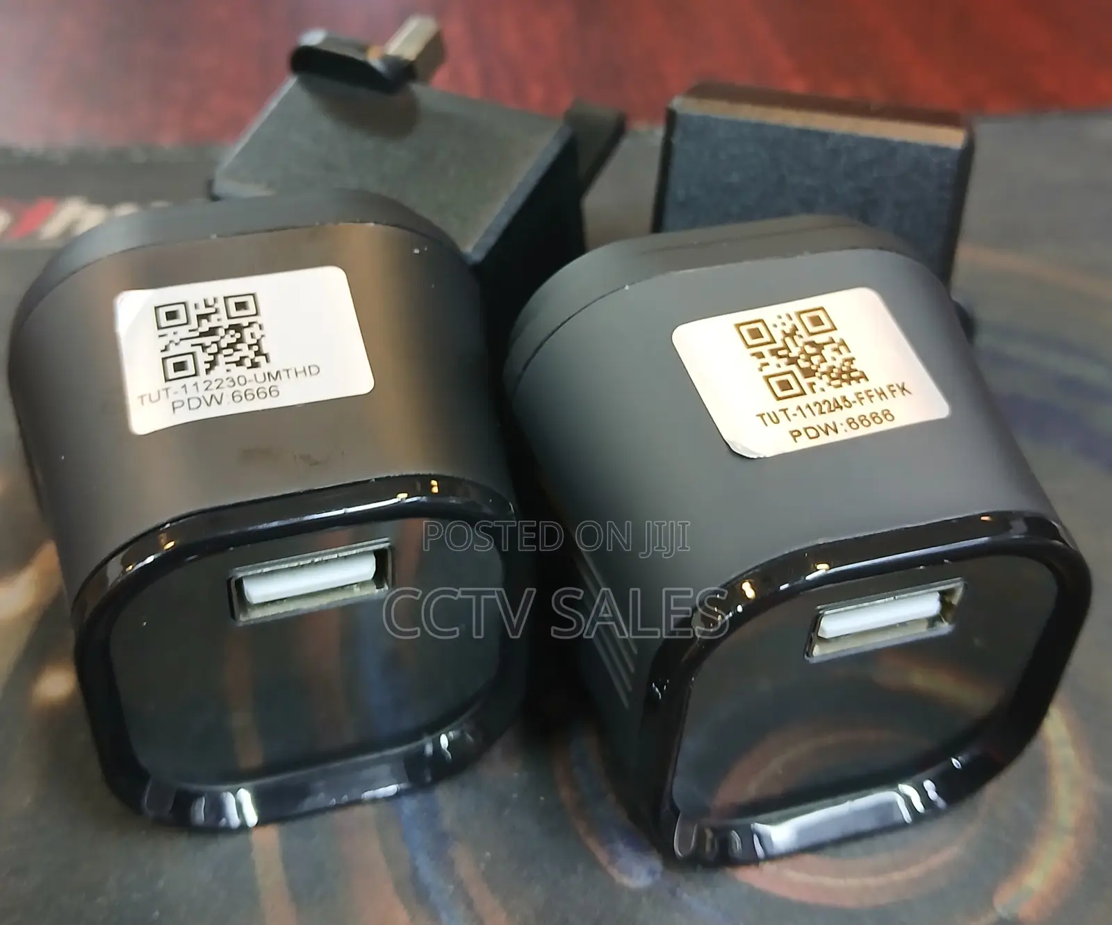 Wifi Mini Charger Hidden Camera