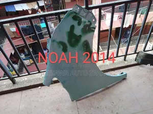 Toyota Noah 2015 Wing/Fender
