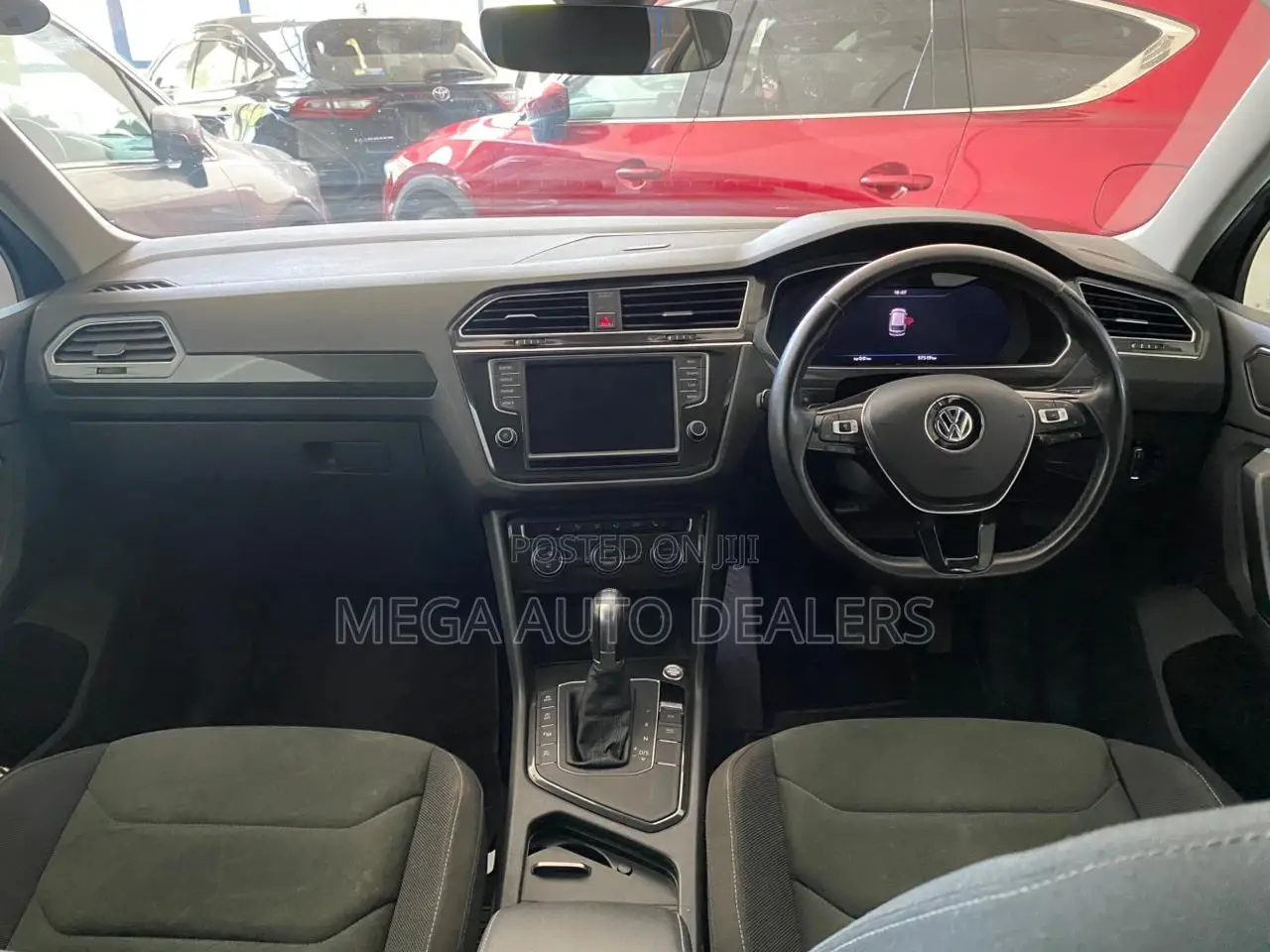 Volkswagen Tiguan 2018 Gray