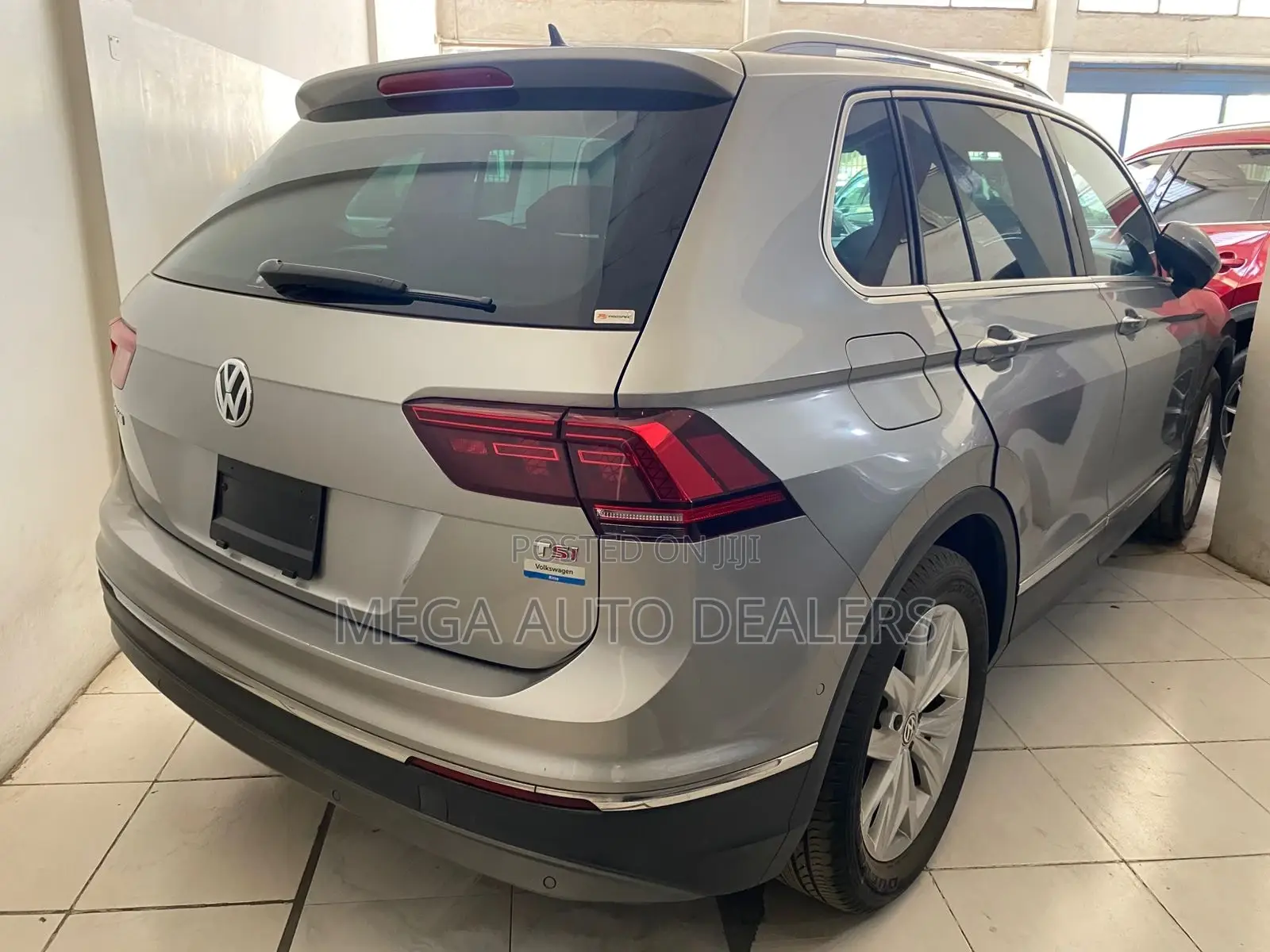 Volkswagen Tiguan 2018 Gray