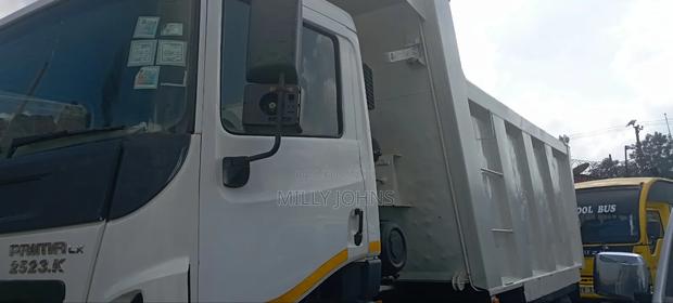 Tata Prima 2014 - thumbnail 3