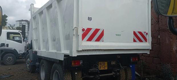 Tata Prima 2014 - thumbnail 7