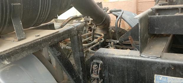 Tata Prima 2014 - thumbnail 10