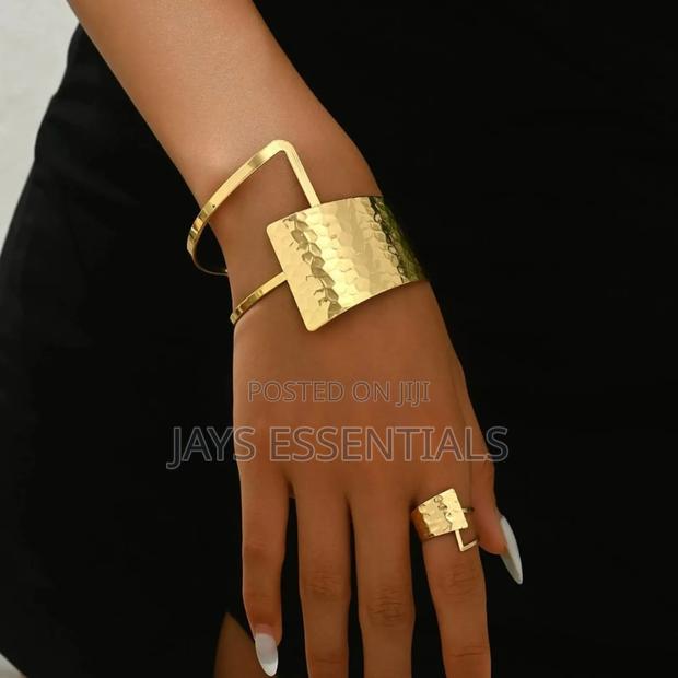 Coordinated Jewelry Sgets - main view