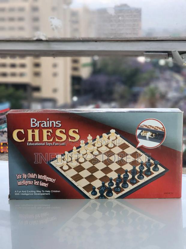 Magnetic Brains Chess Board Game Foldable - main view