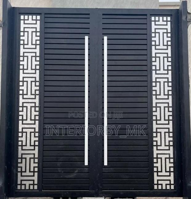 Modern Minimalist Sliding Gate Design - main view