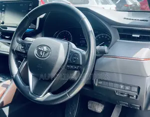 Toyota Harrier 2.0 2020 White