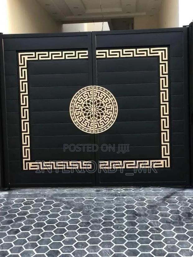 Sliding Gate With Designer Steel Pattern - main view