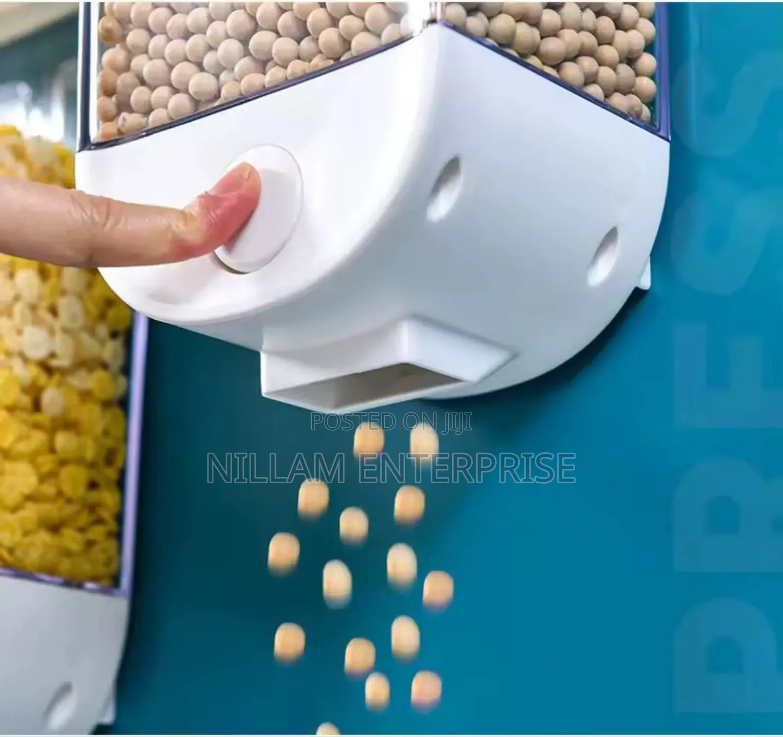 1kg (Single Pc) Wall Mounted Separate Rice Bucket