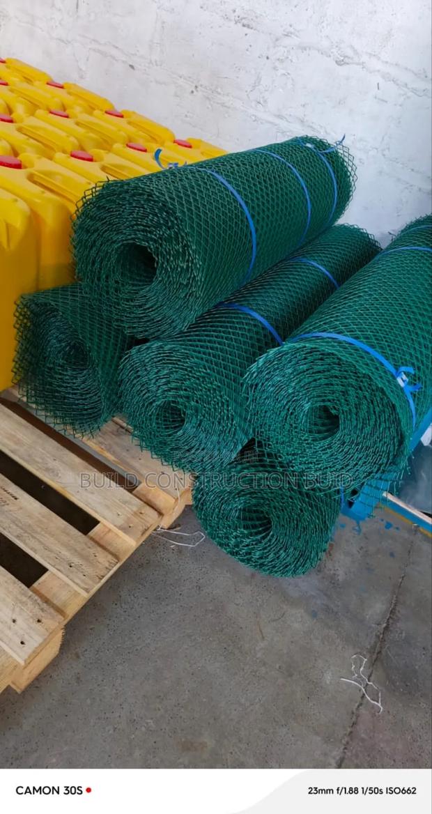 Chicken Plastic Mesh Heavy Duty - main view