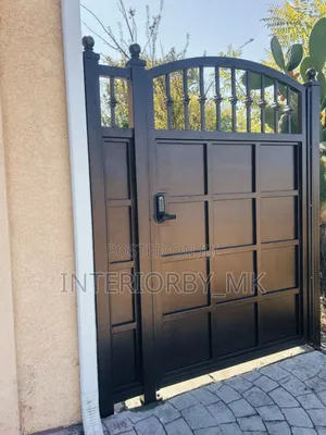 Ornamental Swing Gate With Premium Craftsmanship