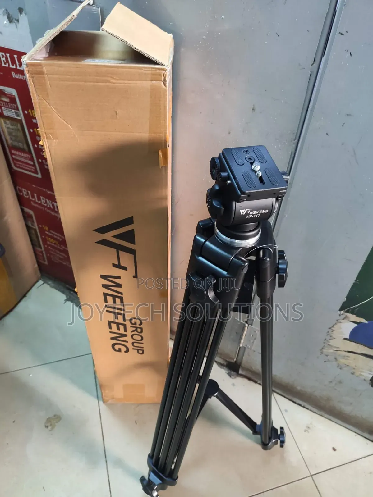 Professional Tripod Stand 15 Kg Load 1.8 Height Cayer Bf 310.