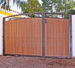 Decorative Swing Gate With Artistic Iron Work