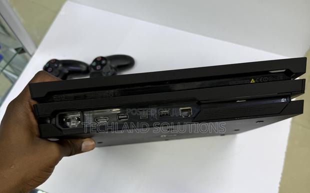 Tried and Working Chipped Playstation 4 Pro - thumbnail 7