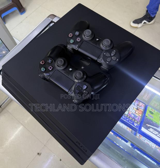 Tried and Working Chipped Playstation 4 Pro - thumbnail 10