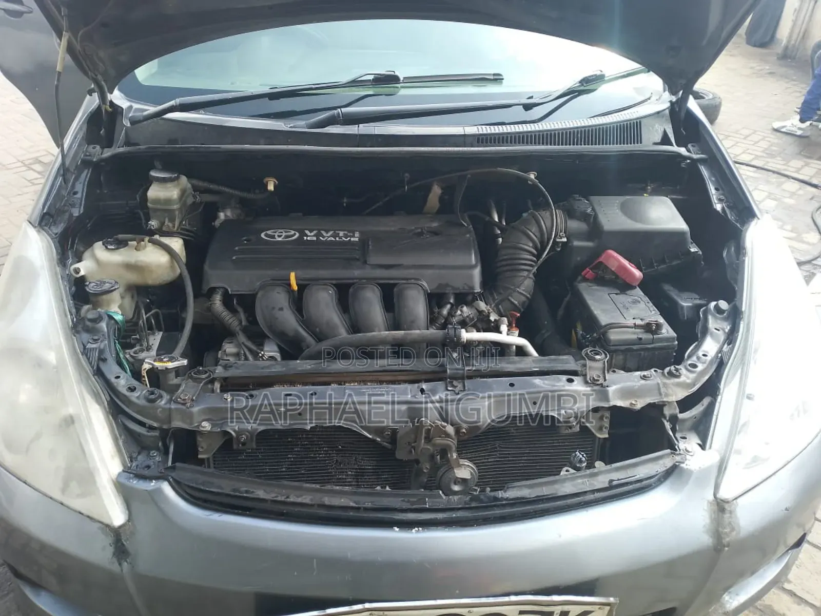 Toyota Wish 2004 Silver