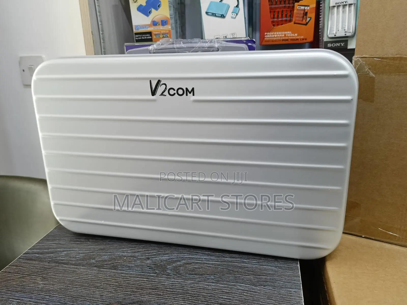 V2com Z2 FHD Dual 15.6-Inch Portable Screen Extenders