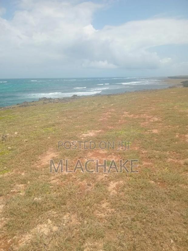 Beach Plot for Sale. - main view