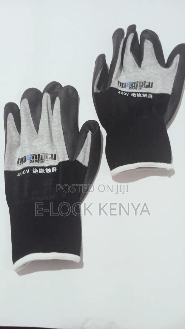 High Voltage Resistant Electrical Gloves - main view