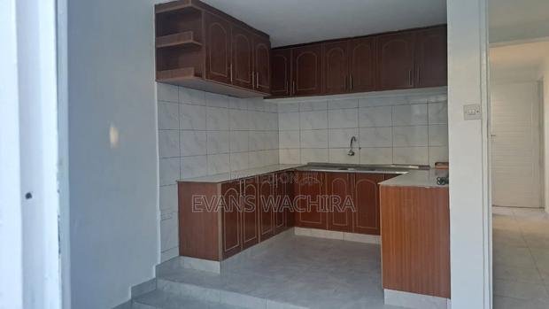 5bdrm House in Komarock Estate for sale - thumbnail 2