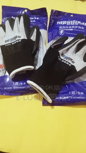 Double Insulated Electrical Gloves