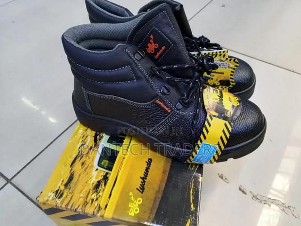 Safety Boots – Heavy Duty Comfortable - main view