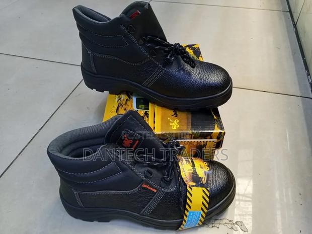 Safety Boots – Steel Toe, Anti-Slip Design - thumbnail 2