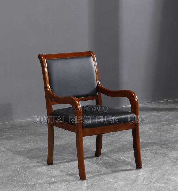 Black Corporate Leather Chair - thumbnail 6