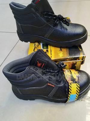 Safety Boots – Ideal for Industrial Use - thumbnail 2
