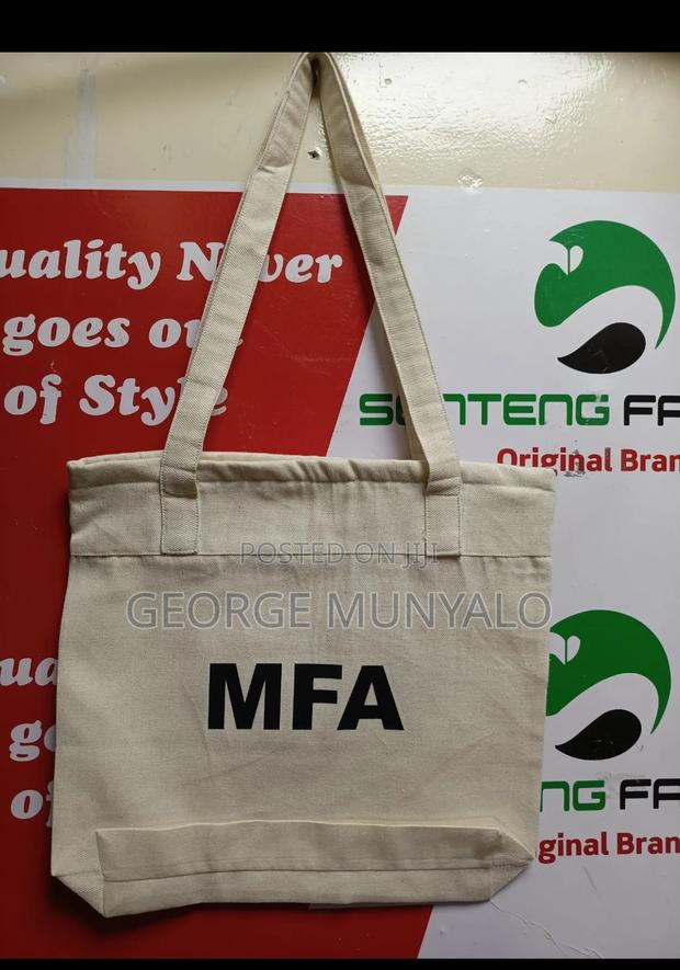 Foldable Multipurpose Tote Bag - thumbnail 2