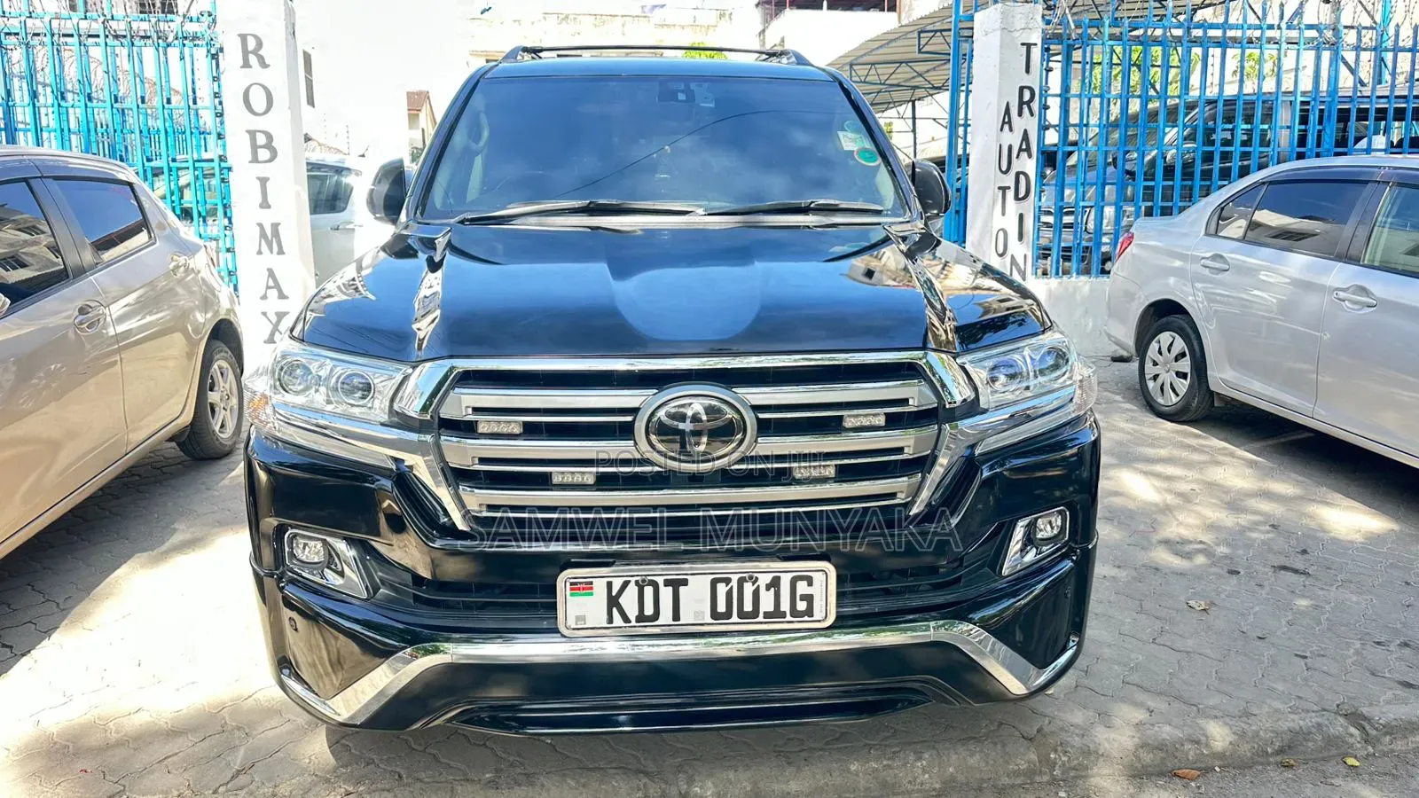 Toyota Land Cruiser 4.6 V8 ZX 2013 Black