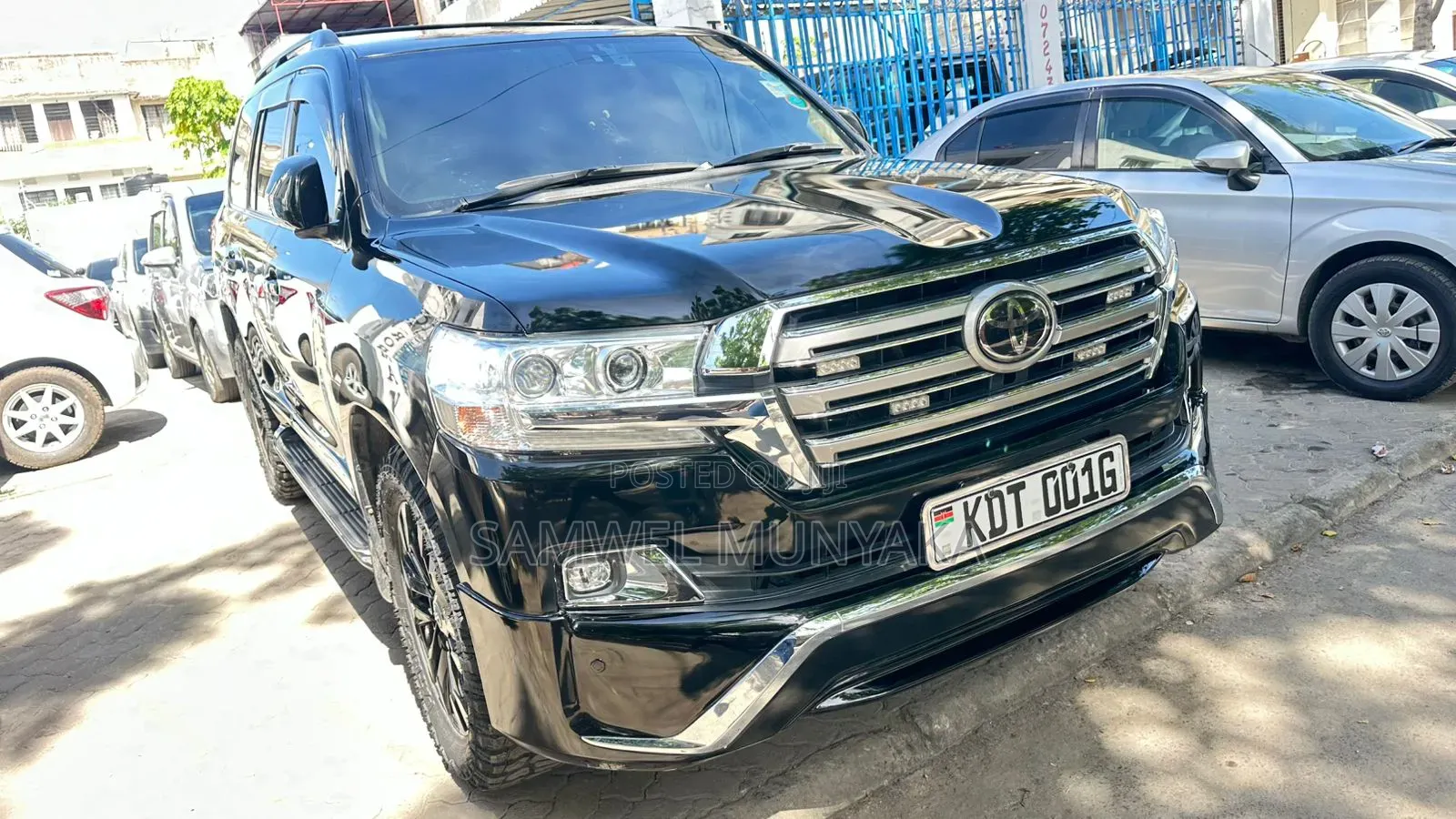 Toyota Land Cruiser 4.6 V8 ZX 2013 Black