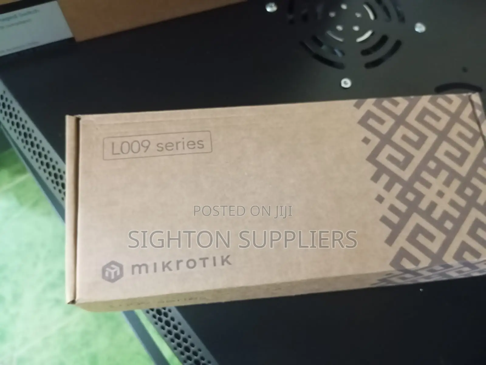 Mikrotik L009uigs-Rm Wired Router