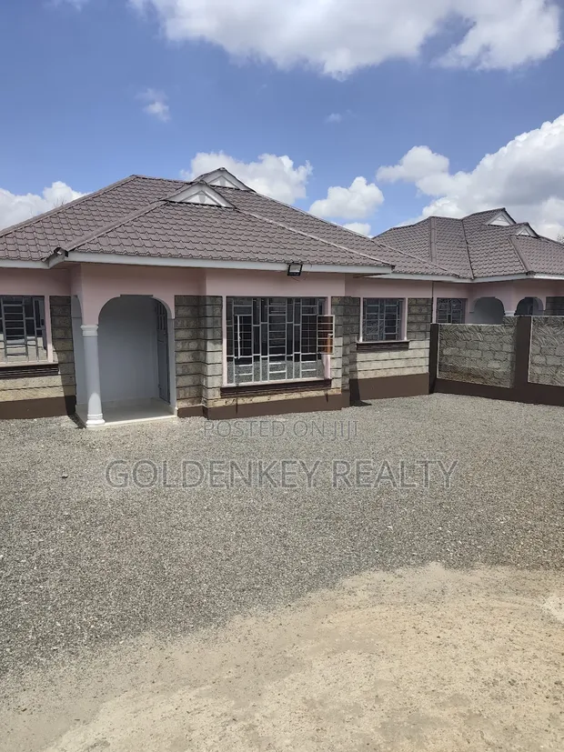 4bdrm Bungalow in Kibiku for sale