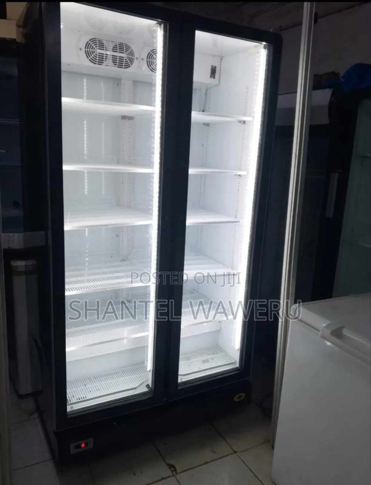 Commercial Display Chiller/ 1200litres for Cooled Drinks