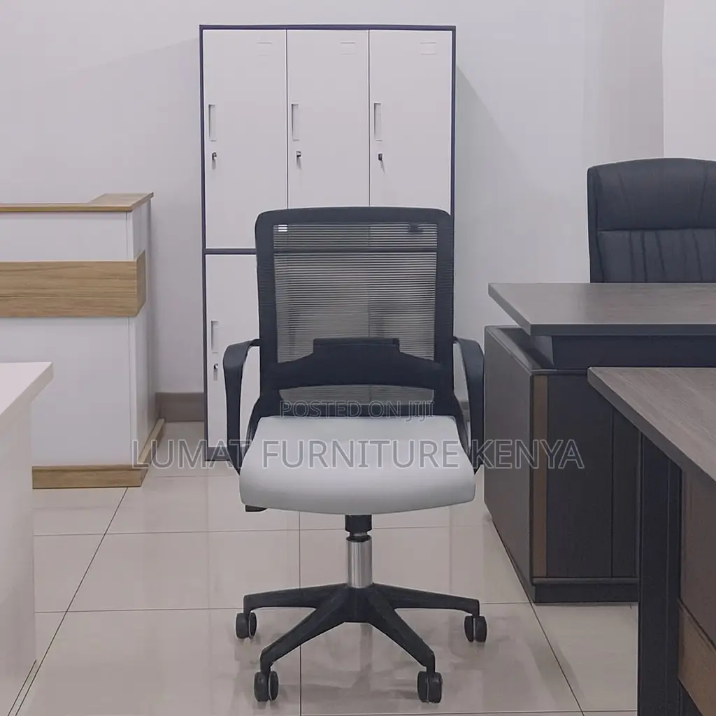 Ergonomic Captain Seat