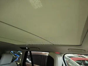 Land Rover Range Rover Vogue 2020 Gold