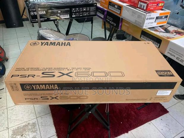 Yamaha 61-key Arranger Digital Keyboard - thumbnail 8