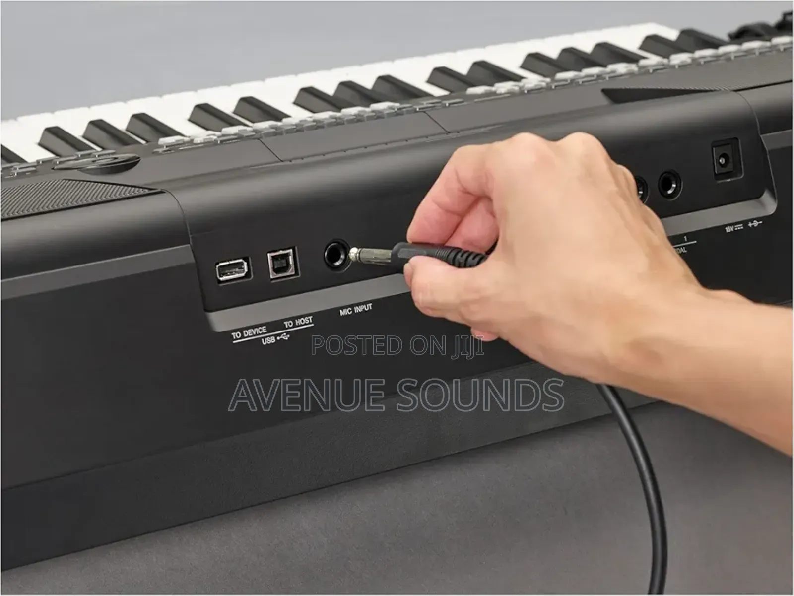 Yamaha 61-key Arranger Digital Keyboard