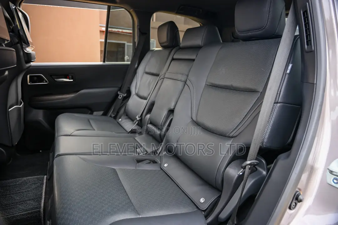 Toyota Land Cruiser 2022 Brown