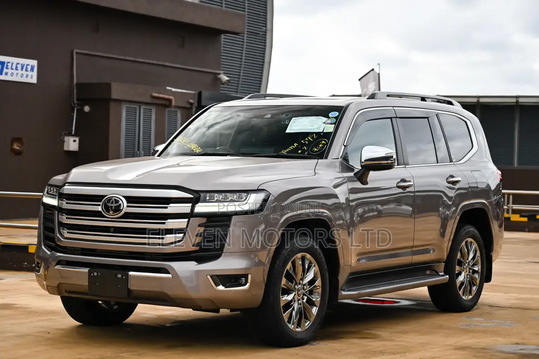 Toyota Land Cruiser 2022 Brown