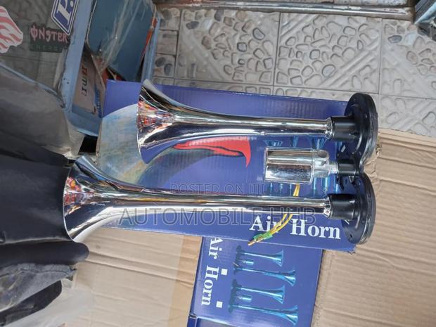 High-Performance Vehicle Airhorn – Loud Horn for Cars Boats