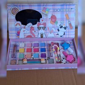 Kids Make Up Kit - thumbnail 2