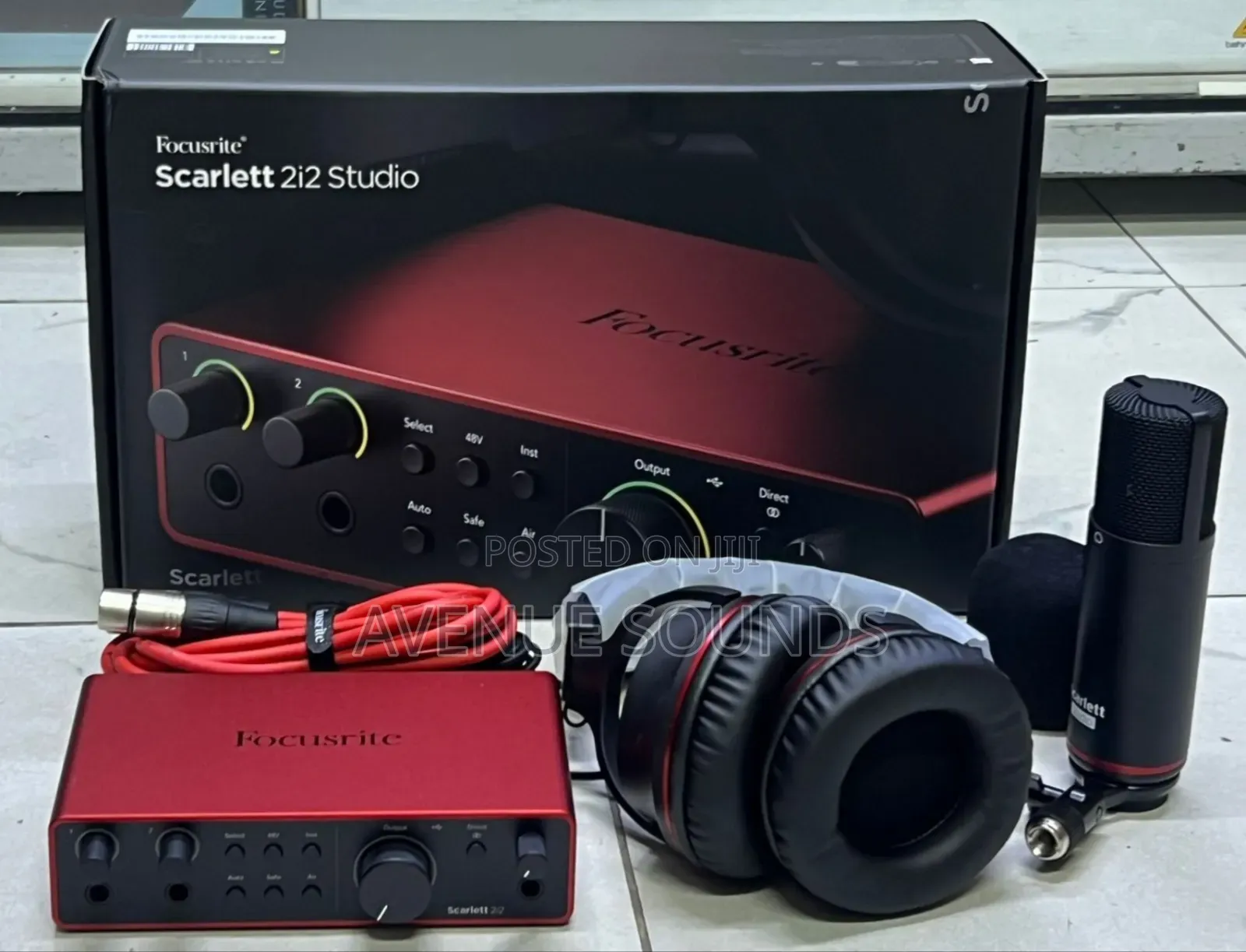 Focusrite Scarlett 2i2 Studio 4th Gen Usb Audio Interface Bundle