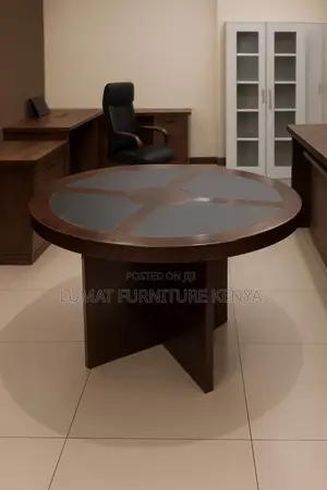 Corporate Round Desk