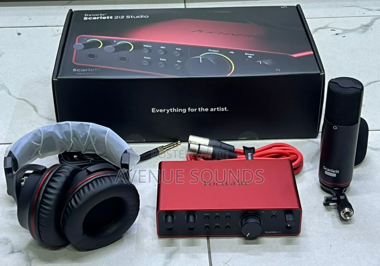 Focusrite Scarlett 2i2 Studio 4th Gen Usb Audio Interface Bundle
