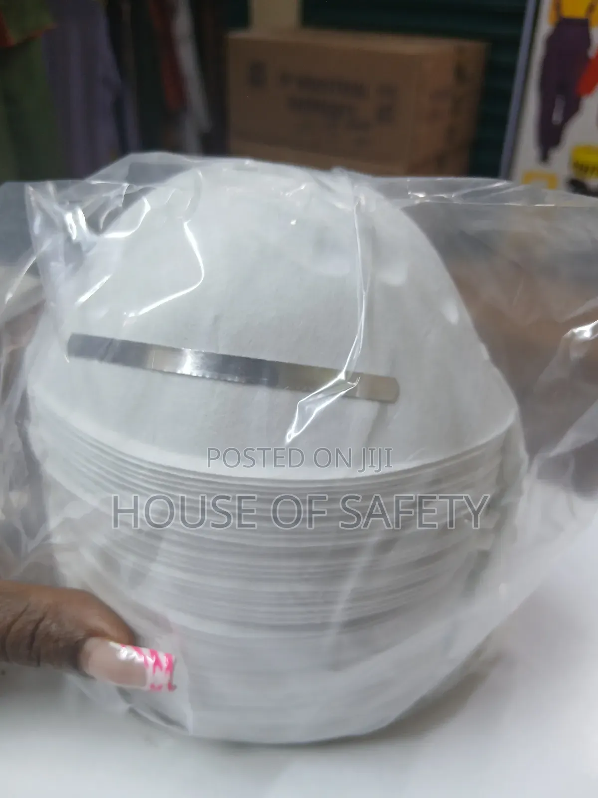 Disposable White Cup Masks