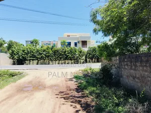Half Acre Prime Plot Near Villa Mandhari Diani!! At